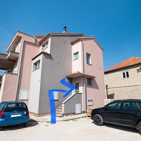 Apartments Grubisic - Sibenik - Parking Included Room photo